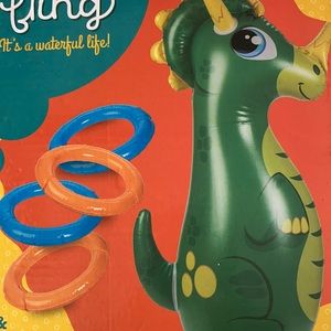 ~Toysmith~ Ring Fling Triceratops-Toss